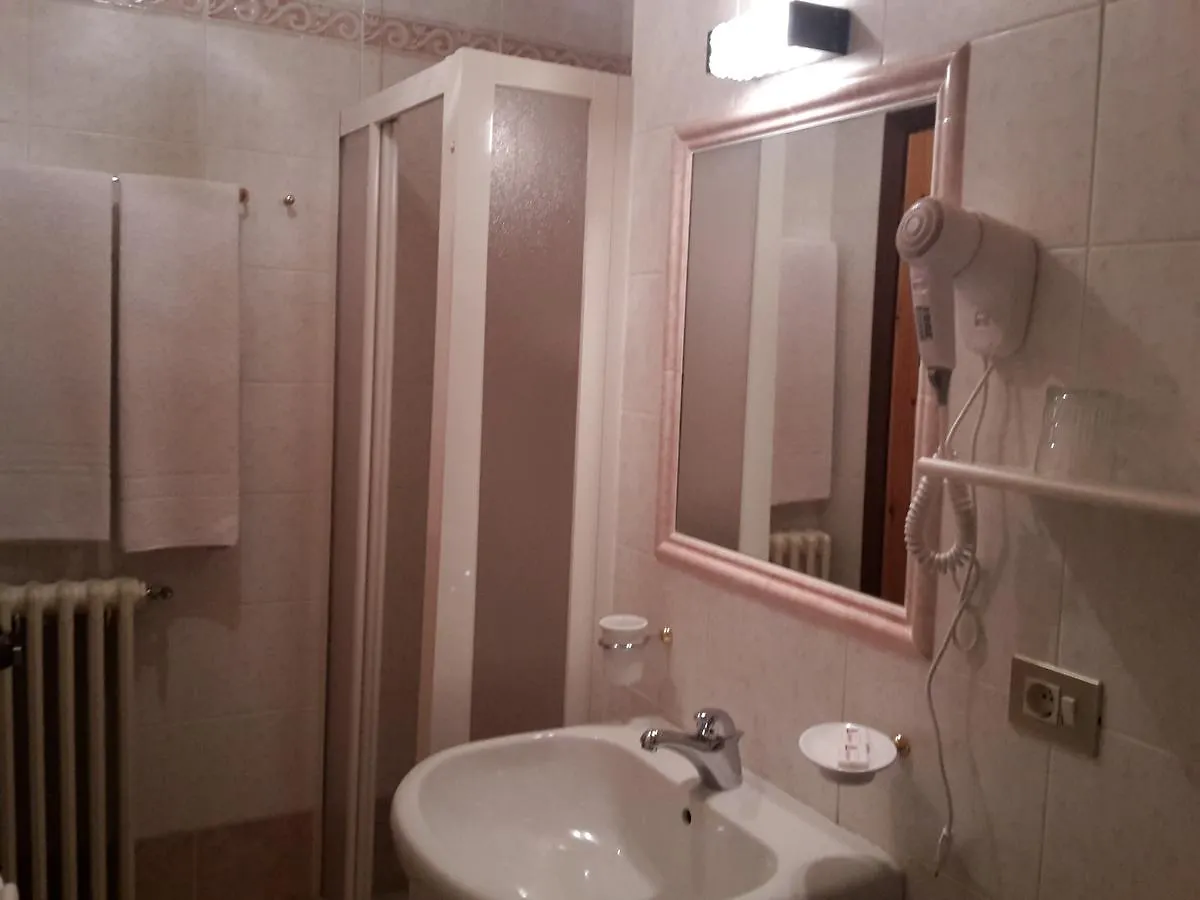 Hotel Mignon Понте-ди-Леньо